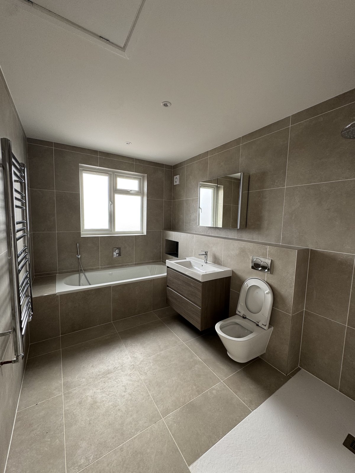 Evelyn Road Cockfosters — new bathroom installation by Alstruct Ltd
