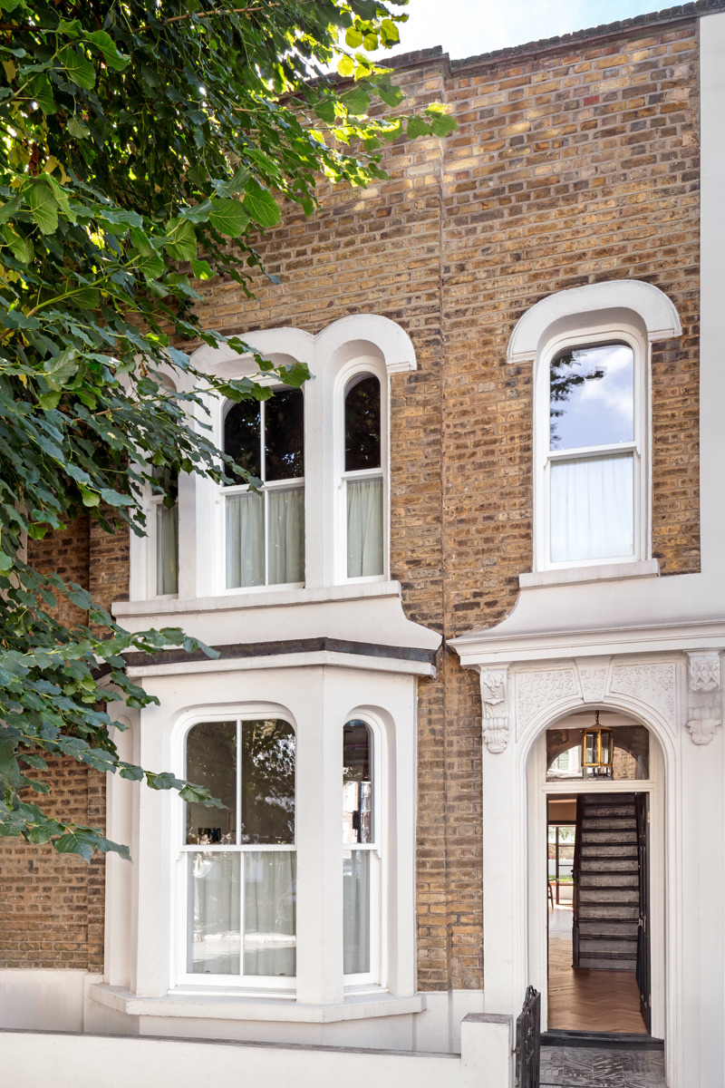 Lyal Road, Bow — Victorian terrace renovation and rear extension by Alstruct